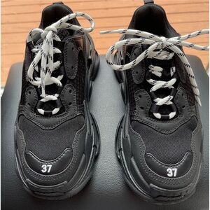 Balenciaga Triple S sneaker size 7